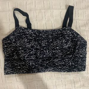 Lululemon sports bra size 10